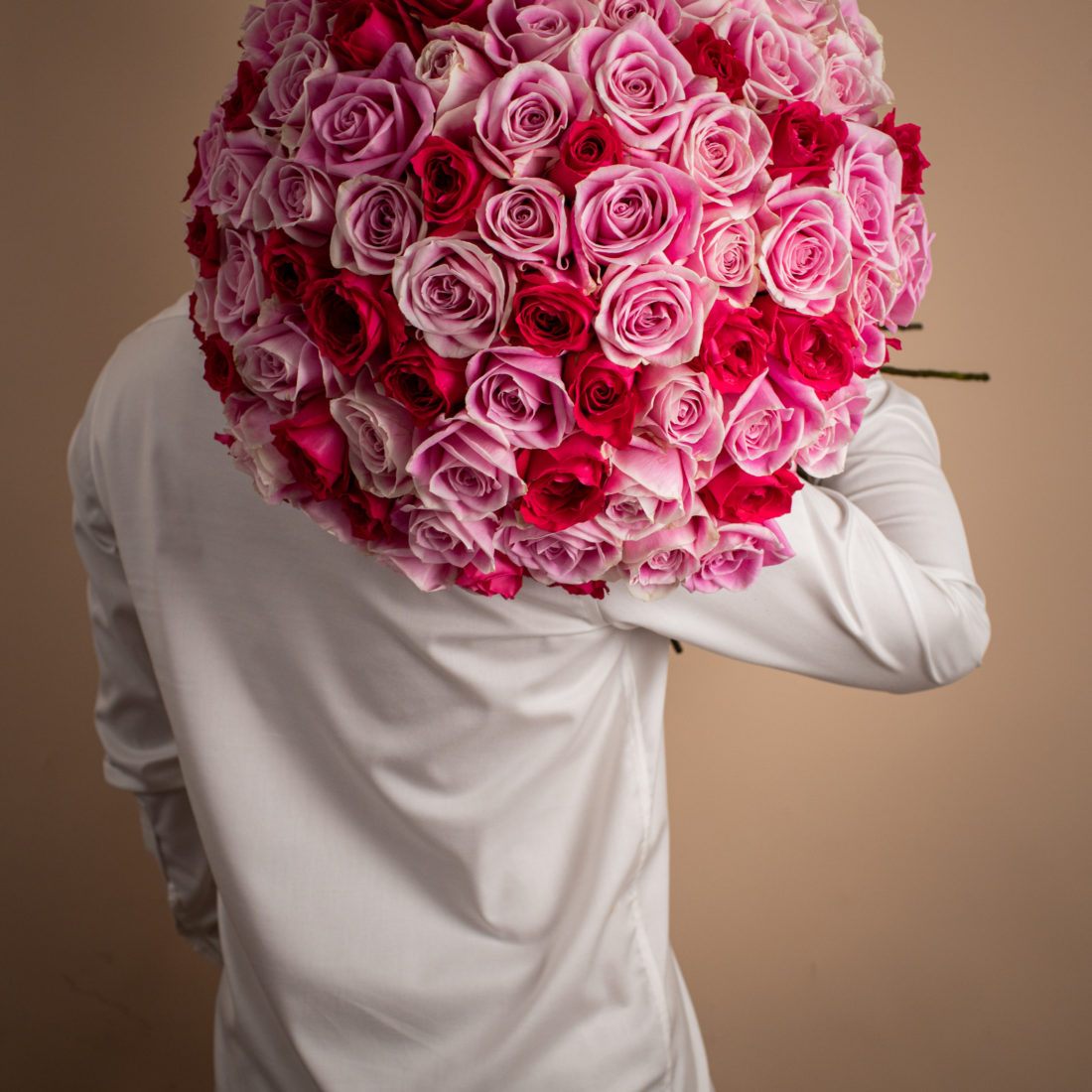 Undeniable Love | Pink and White Roses Bouquet | Online Flower Shop