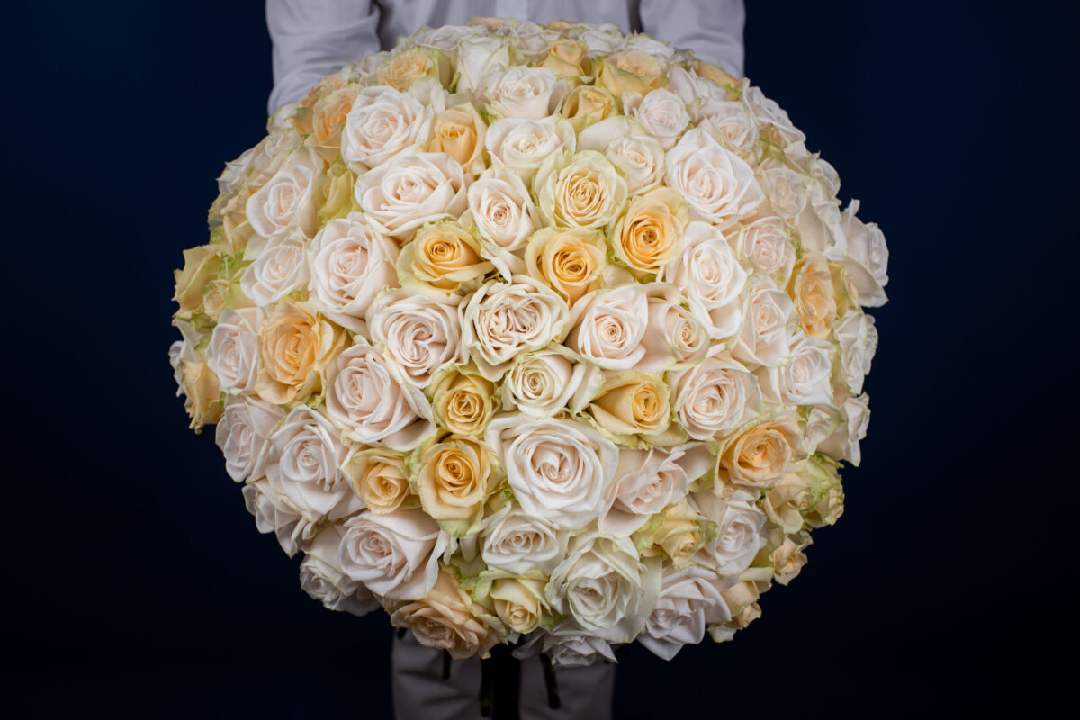 Unquestionable Love | Roses Only Bouquet | Buy Flowers Online HK