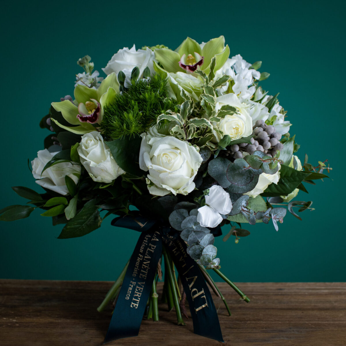 La Pureté de Nates | Atelier Floral Hong Kong | Online Flower Shop HK