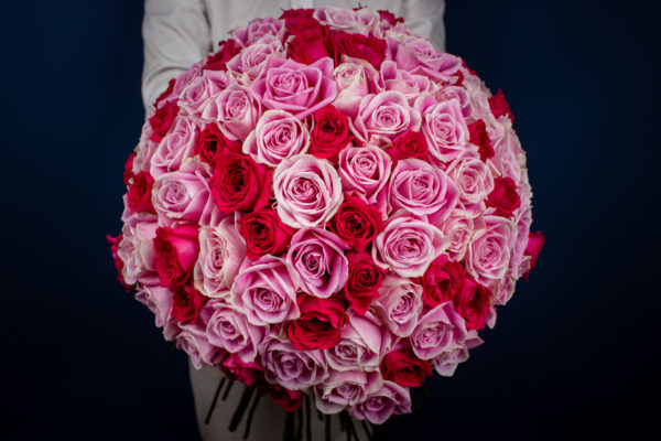 Undeniable Love | Pink and White Roses Bouquet | Online Flower Shop