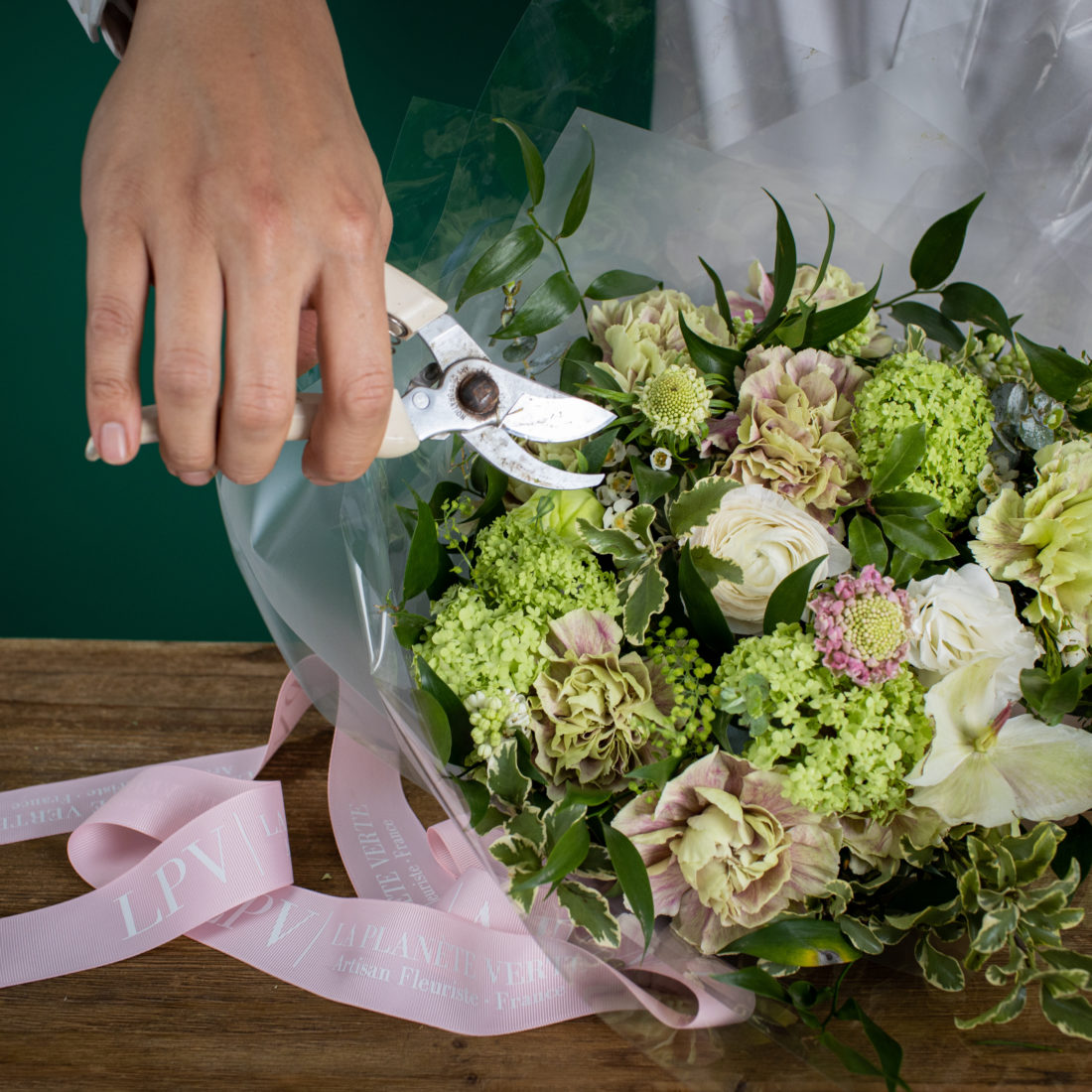 Vintage Glamour | Order Flowers Online Hong Kong | LPV Hong Kong